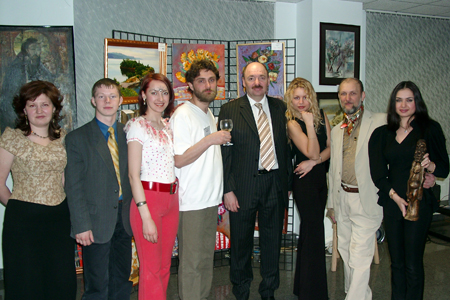 Художник Андрей Жилин стал организатором арт-аукциона, прошедшего в Байкал Бизнес Центре. Во время проведения аукциона была насыщенная культурная программа