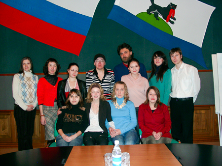 Ученики Андрея Жилина в мэрии Иркутска на открытии выставки